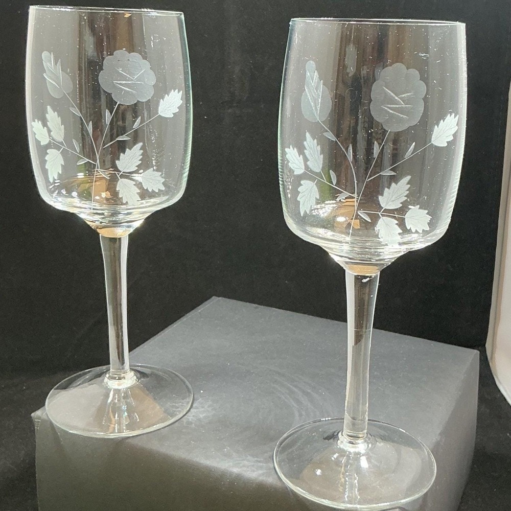 Vintage Etched Rose Floral Wine Glasses Set of 2 Clear Glass Stemware 8.5"